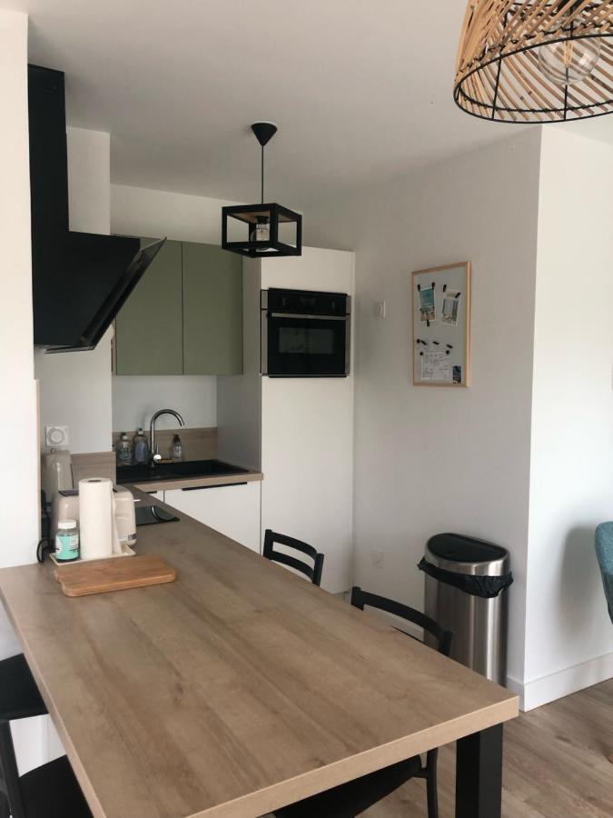Les Pois Sont Verts La Rochelle  Exterior photo
